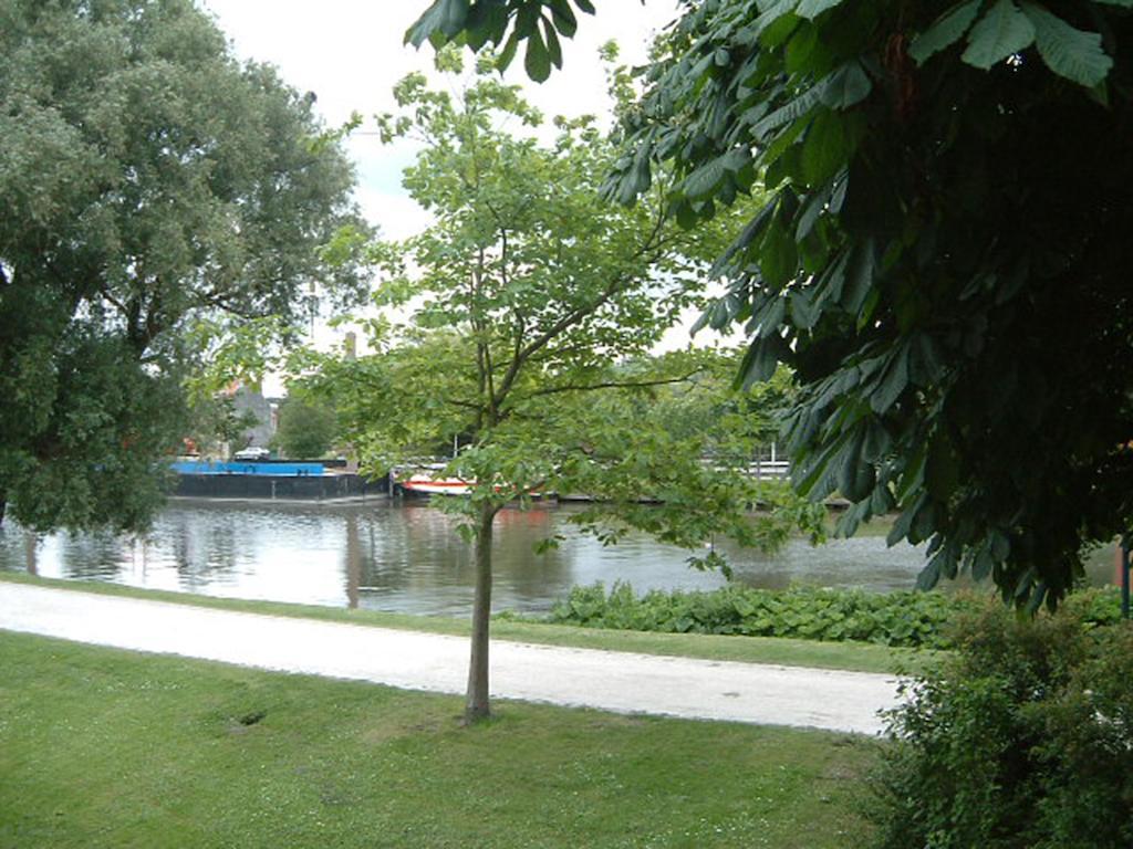 B&B Waterside Bruges Exterior photo